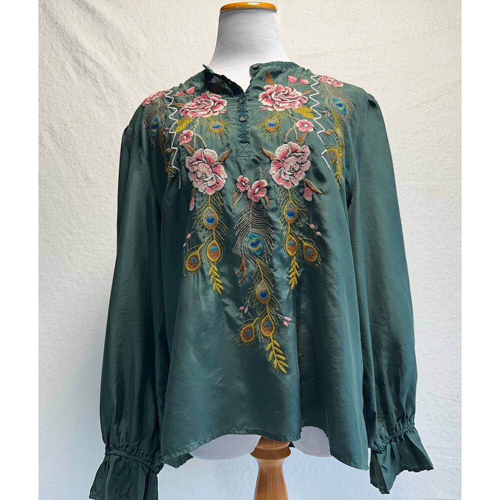 Johnny Was Embroidered Boho Green Silk Blouse Size XL